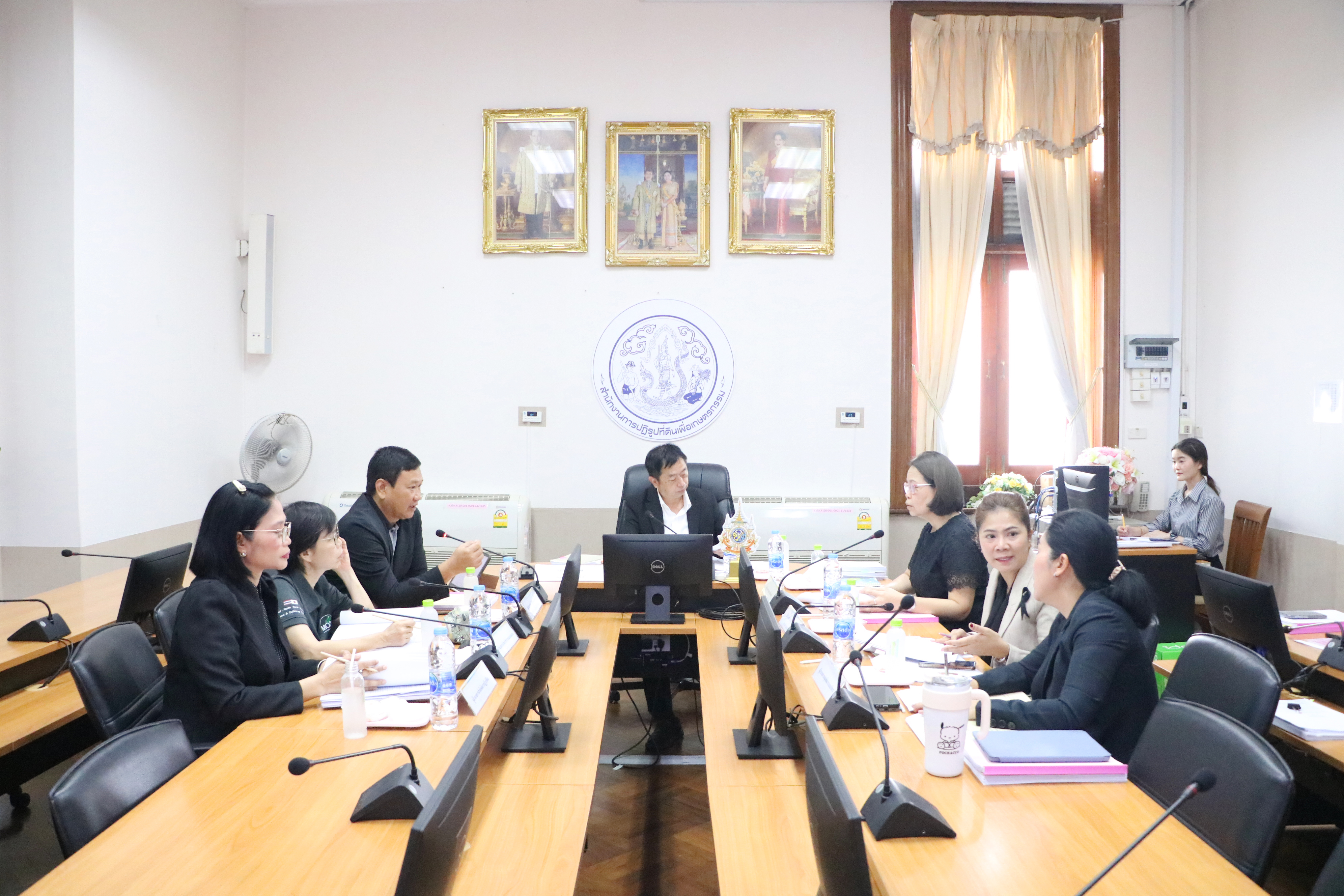 title - ส.ป.ก. ประชุม คกก. กลั่นกรองการดำเนินการตามเงื่อนไขหลักของกรอบการสั่งสมประสบการณ์ ข้องข้าราชการผู้มีผลสัมฤทธิ์สูง ครั้งที่ 1/2569 